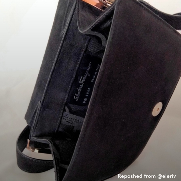 Salvatore Ferragamo Vintage Magnetic Snap Shoulder  Evening Suede Ladies Purse - Picture 6 of 16